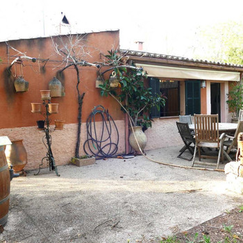 FINCA HAUS 75 M2 UND POOL