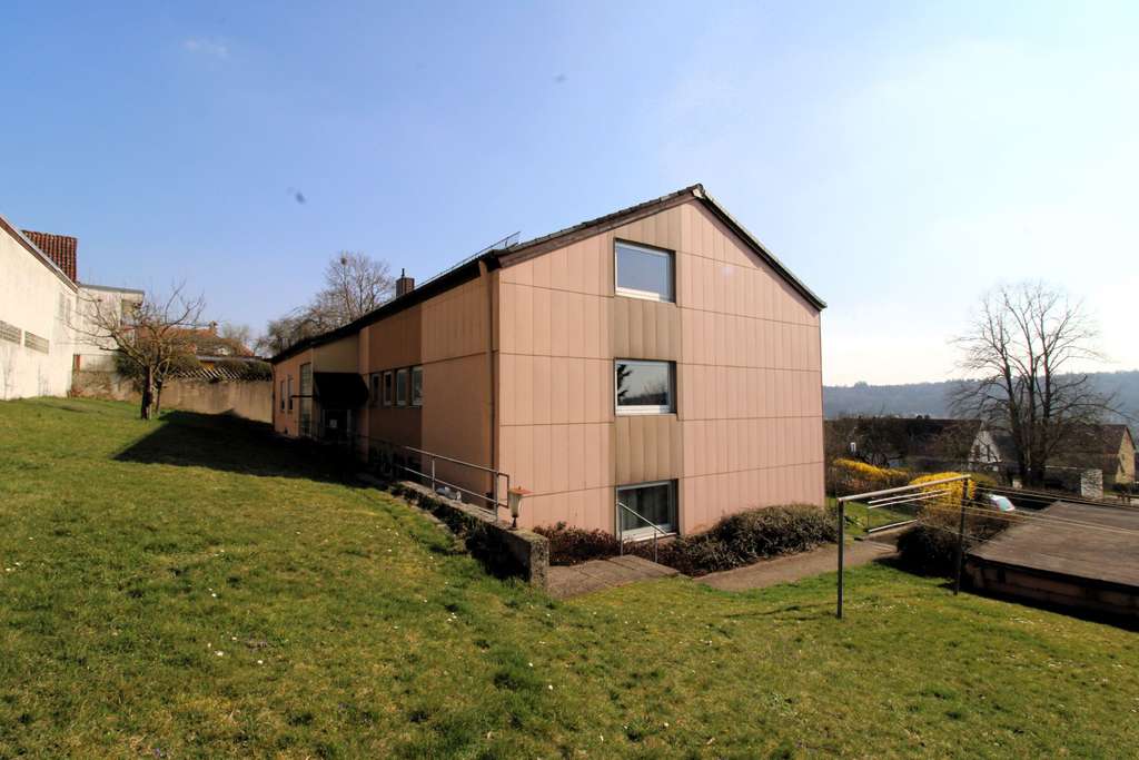 Immobilie in Ansbach - 2-3 Zimmer Wohnung mit Terrasse in ruhiger Lage - Bild 2