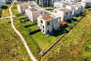 IN WOLFSBURGS ANGESAGESTER LAGE - HIGHEND STADTHAUS MIT DACHTERRASSE UND BLICK INS GRÜNE – Die vollständige Adresse der Immobilie erhältst du vom Anbieter., 38446 Steimker Berg, Wolfsburg – Vorschaubild 19