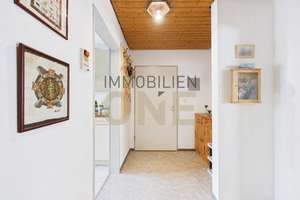 Freie 2-Zimmerwohnung mit Loggia, Tiefgarage und Blick ins Grüne – Die vollständige Adresse der Immobilie erhältst du vom Anbieter., 93051 Großprüfening-Dechbetten-Königswiesen, Regensburg – Vorschaubild 2