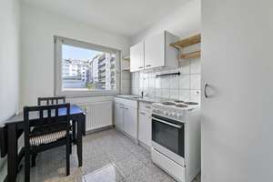 Between the Rhine Riverside & the Vibrant Neustadt District – Bright and Inviting 2-Room Apartment – Die vollständige Adresse der Immobilie erhältst du vom Anbieter., 55118 Neustadt, Mainz – Vorschaubild 4