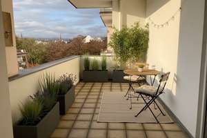 175 m² Altbauwohnung mit 2 Balkonen & Stellplatz – ideal für Pendler nach Frankfurt in ruhiger Lage  – Adolfsallee 31, 65185 Mitte, Wiesbaden – Vorschaubild 9