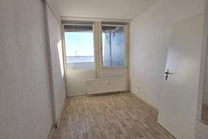 Sonnige 1,5 ZKB, 52m² mit einem großen Balkon mit Weserblick im Zentrum von Bremerhaven – Obere Bürger 104, 27568 Mitte, Bremerhaven – Vorschaubild 4
