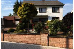 Einfamilienhaus mit großen Garten in  Koblenz-Rübenach – Die vollständige Adresse der Immobilie erhältst du vom Anbieter., 56072 Rübenach, Koblenz – Vorschaubild 2