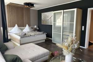 Exklusive 3-Raum-Wohnung mit Balkon und EBK in Hannover – Märkischer Weg 6, 30179 Sahlkamp, Hannover – Vorschaubild 2