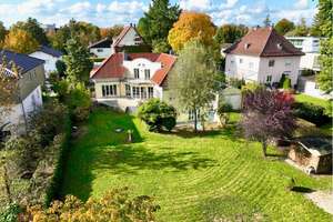 Repräsentative Stadtvilla auf außergewöhnlichem Grundstück nahe der Prinzregentenstraße – Die vollständige Adresse der Immobilie erhältst du vom Anbieter., 83022 Nord, Rosenheim – Vorschaubild 2
