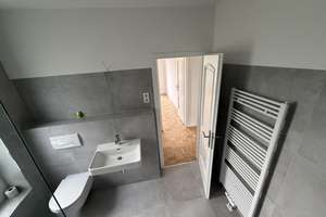 Lichdurchflutete Wohnung mit Waldblick in Bredeney, Erstbezug nach Renovierung – Die vollständige Adresse der Immobilie erhältst du vom Anbieter., 45133 Rüttenscheid, Essen – Vorschaubild 16