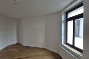 + Frisch Renovierte und helle 2-Raum-Wohnung mit Balkon, Tageslichtbad, Einbauküche in Gohlis-Süd + – Georg-Schumann-Straße 149, 4155 Gohlis-Süd, Leipzig – Vorschaubild 8