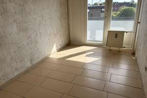 Raum für einen neuen Lebensabschnitt: Renovierungsbedürftige 3-Zimmer Wohnung in Krefeld - Uerdingen – Die vollständige Adresse der Immobilie erhältst du vom Anbieter., 47829 Uerdingen, Krefeld – Vorschaubild 9
