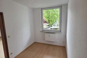 helle, ruhige, kompl. renovierte 2 Zi.-Wohnung mit neuem Bad – Ludwigshafener Straße 39, 40229 Eller, Düsseldorf – Vorschaubild 3