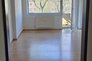 2-Zimmer Wohnung in zentraler Lage mit Balkon – Klosterstr. 3, 47051 Altstadt, Duisburg – Vorschaubild 2