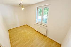 Helle 2,5 Zi. Hochparterrewohnung mit eigenem ca. 130m² großen Südgarten & ca. 25m² großem Lagerraum – Rueßstrasse 54, 80997 Allach, München – Vorschaubild 8