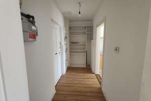 Altbauwohnung in Neuhausen, teilweise renovierungsbedürftig - BES am FR 14.08. n. ind. Vereinb. – Trivastraße 30, 80637 Dom Pedro, München – Vorschaubild 4