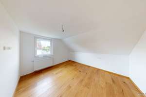 Kernsanierte Doppelhaushälfte mit 5 Zimmern und ca. 125m² Wohnfläche – Schwarze Heide 11, 30419 Stöcken, Hannover – Vorschaubild 11