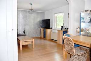 Freistehendes Ein- bis Zweifamilienhaus mit Nebengebäude in Weiterstadt – Die vollständige Adresse der Immobilie erhältst du vom Anbieter., 64331 Weiterstadt – Vorschaubild 5