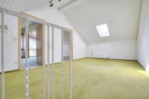 Einfamilienhaus mit Potenzial, großer Garage & großem Garten in Südausrichtung – Die vollständige Adresse der Immobilie erhältst du vom Anbieter., 74193 Schwaigern – Vorschaubild 14
