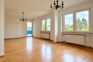 Großzügige 3 Raum Wohnung mit optimaler Raumaufteilung und Sonnenterrasse in begehrter Wohnlage – 40547 Lörick, Düsseldorf – Vorschaubild 4