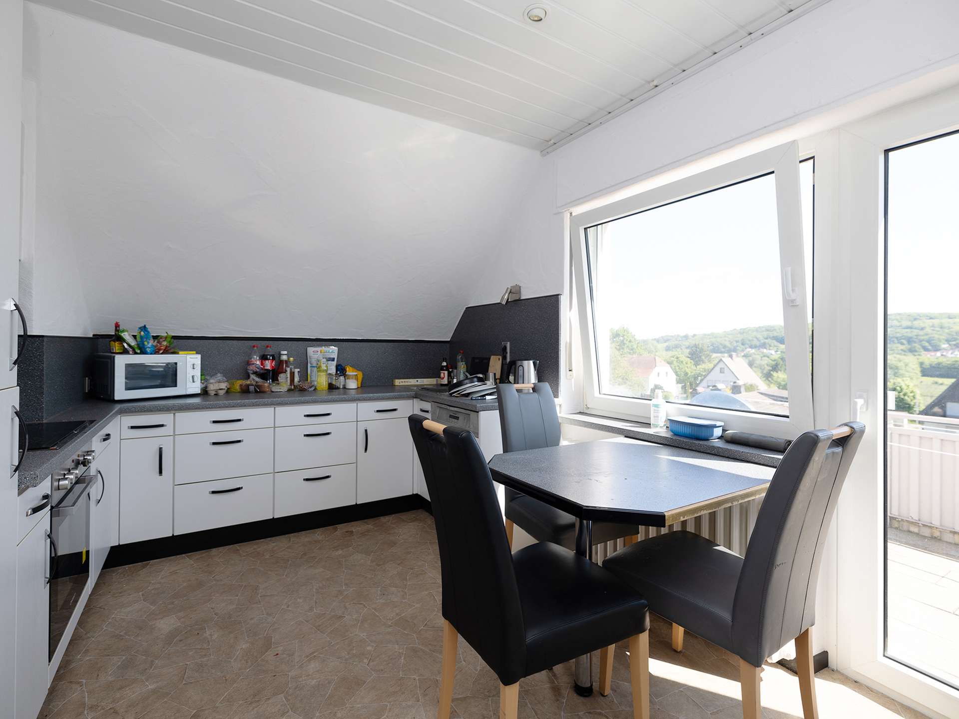 Immobilie in Hiddenhausen - Großes Ein- bis Zweifamilienhaus auf traumhaftem Grundstück in Hiddenhausen - Bild 12