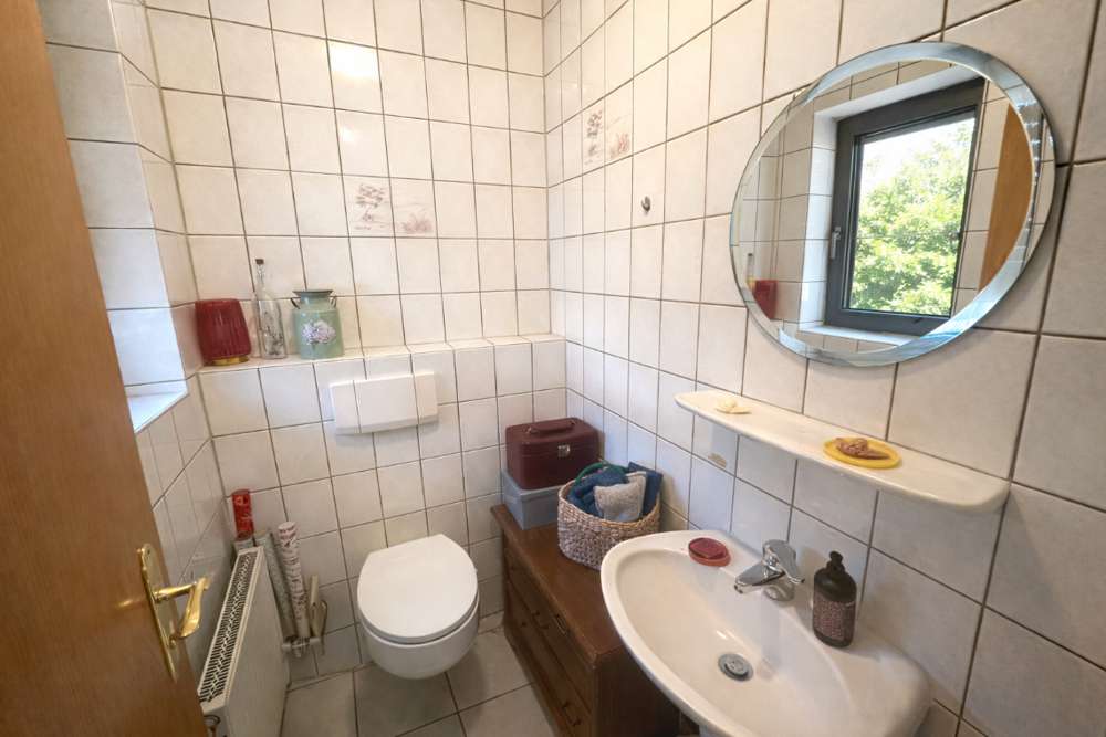 Immobilie in Kirchardt - Tolles Einfamilienhaus mit Einliegerwohnung und 1.000m² Grundstück in Kirchardt - Bild 16