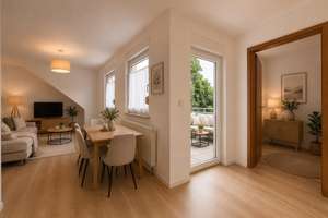 Frisch renovierte 2-Zimmer-Wohnung
mit großem Balkon
Einzug ab 01.07. möglich – Pfaffenäckerweg 12, 74589 Satteldorf – Vorschaubild 2