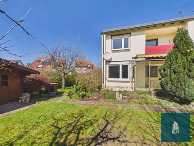 FAMILIENHAUS - Doppelhaushälfte mit traumhaften Grundstück in Großsachsenheim