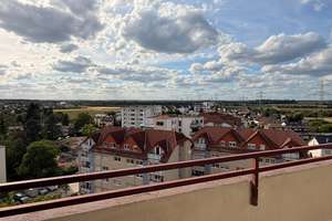 TEILMÖBLIERTE WOHNUNG MIT SCHÖNER AUSSICHT
