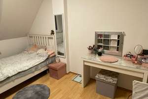 Ab 15.08 möglich -  Schnuckelige DG-Wohnung in zentraler Lage – Peterstr. 25, 47798 Stadtmitte, Krefeld – Vorschaubild 5