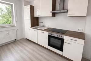 Helle 2,5-Raum-Wohnung mit Balkon & Einbauküche *vermietet* – Limbacher Straße 117, 9119 Altendorf, Chemnitz – Vorschaubild 2