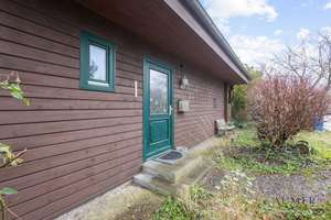 Familienfreundliches Blockhaus mit Gartenidylle, Terrasse und freier Naturkulisse – Die vollständige Adresse der Immobilie erhältst du vom Anbieter., 21255 Königsmoor – Vorschaubild 3
