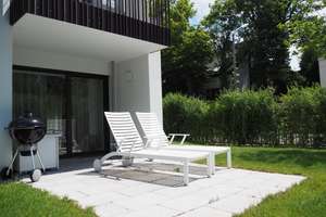 Exklusive und moderne 4 ZKB Wohnung mit 2 Terrassen + gr. Garten nähe Nymphenburger Park