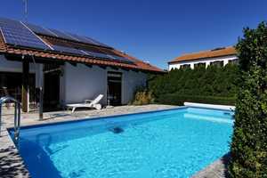 Hochwertiges EFH m. Pool, Wärmepumpe, Fußboden-Hzg. u. Photovoltaik-Anlage im Markt Wallersdorf! – Dingolfing-Landau (Kreis) – Vorschaubild 1
