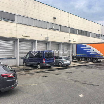 Gepflegte Logistikhalle unweit von München