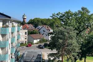 moderne 4 Zimmer Wohnung mit 2 Bädern, Balkon, Aufzug in Feudenheim