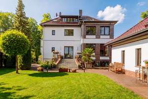 Mit Bootssteg, Remise, Keller, Kamin, Saunas u.v.m.: Einfamilienhaus-Villa am Wasser in Grünau – Die vollständige Adresse der Immobilie erhältst du vom Anbieter., 12527 Grünau, Berlin – Vorschaubild 22