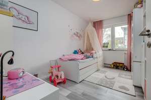 Privat 7-Zim-Reihenhaus mit Potenzial in begehrter Lage nahe Friedberger Warte / IB Hotel, 60389 FFM – 60389 Preungesheim, Frankfurt am Main – Vorschaubild 10