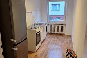 Sehr schöne möbilierte 3 Zi Wohnung sehr nah zu Uni – Heinrich-Strunk-Str. 16, 45143 Altendorf, Essen – Vorschaubild 2