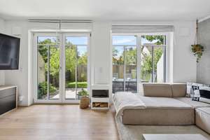 Charmantes Reihenhaus in Planegg: Ihr neues Zuhause im Grünen – Die vollständige Adresse der Immobilie erhältst du vom Anbieter., 82152 Planegg – Vorschaubild 1