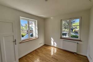 Charmantes Altbauhaus in sonniger Südwestlage mit Garten - ideal für junge Familien – Die vollständige Adresse der Immobilie erhältst du vom Anbieter., 40627 Vennhausen, Düsseldorf – Vorschaubild 10