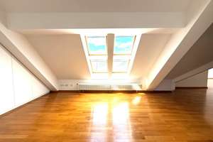 Lichtdurchflutete Loftdachwohnung mit großzügiger Süd-/ Westterrasse – Die vollständige Adresse der Immobilie erhältst du vom Anbieter., 10115 Mitte (Ortsteil), Berlin – Vorschaubild 4