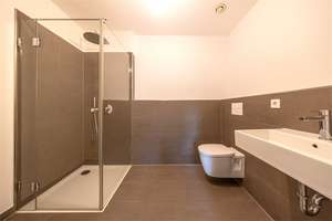 HAMBURG - 2 Zimmer-Eigentumswohnung eigenem Garten, Gäste-WC, Aufzug und Tiefgarage – Die vollständige Adresse der Immobilie erhältst du vom Anbieter., 22297 Alsterdorf, Hamburg – Vorschaubild 4
