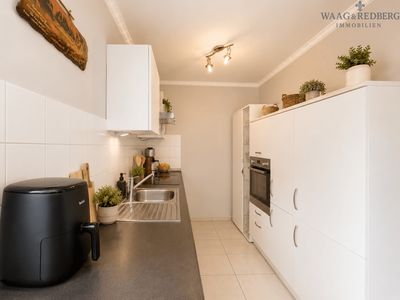 Grosszügige 6-Zimmer-Souterrainwohnung mit Gartenanteil und Wohnkomfort auf zwei Ebenen