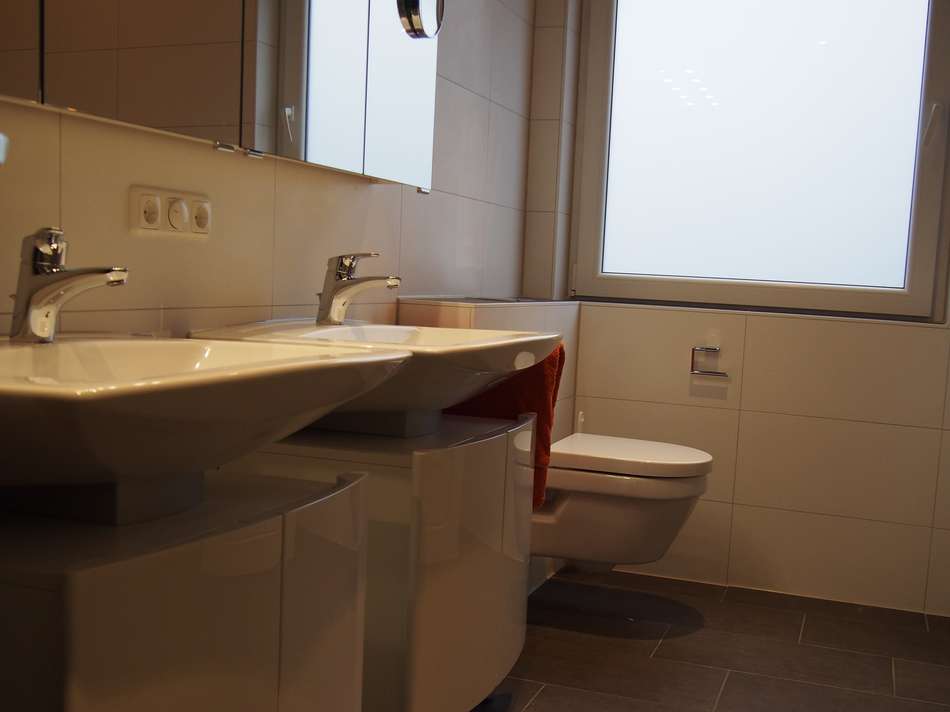 Doppelwaschtisch im Badezimmer