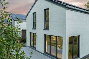 Neubau-KfW-40 mit QNG: Modernes Einfamilienhaus als renditestarke Kapitalanlage – Dahlenburger Weg 11, 30659 Lahe, Hannover – Vorschaubild 3