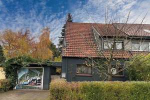 Gemütliche Doppelhaushälfte auf großem Grundstück in beliebter Wohngegend  – Die vollständige Adresse der Immobilie erhältst du vom Anbieter., 47495 Rheinberg – Vorschaubild 1
