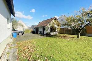 Ein- bis Zweifamilienhaus
mit Garage und Werkstatt
in Neu-Ulm/Reutti – Die vollständige Adresse der Immobilie erhältst du vom Anbieter., 89233 Neu-Ulm – Vorschaubild 5