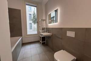 Mitte: 2-Zi-NB-Wohnung - WASSERBLICK - 66 m² - 2 TERRASSEN, EBK LUXUS Bad - per SOFORT zu VERKAUFEN – Die vollständige Adresse der Immobilie erhältst du vom Anbieter., 10557 Moabit, Berlin – Vorschaubild 21