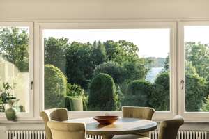 Seeblick-Villa im begehrten Ambach – außergewöhnlich gepflegt