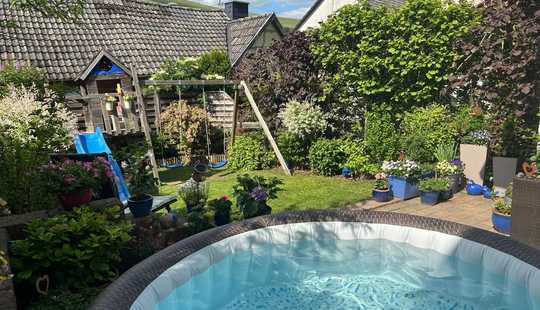 Bild von Gepflegte Familienoase in den Weinbergen