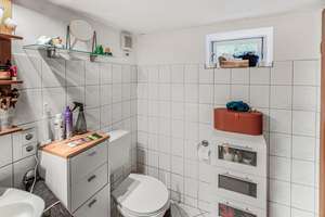 Vielseitiges Reihenendhaus mit Wintergarten – Zwei-Zimmerwohnung in Elmschenhagen als Kapitalanlage – Die vollständige Adresse der Immobilie erhältst du vom Anbieter., 24147 Elmschenhagen, Kiel – Vorschaubild 12