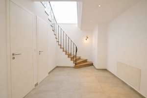 Großzügige Villa auf ca. 800 m² Grundstück in einer der begehrtesten Lagen von München-Solln – Die vollständige Adresse der Immobilie erhältst du vom Anbieter., 81479 Solln, München – Vorschaubild 3